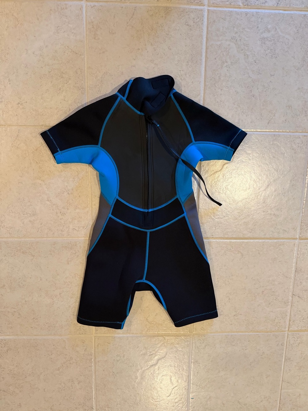 O’RAGEOUS Wetsuit - Picture 2 of 5